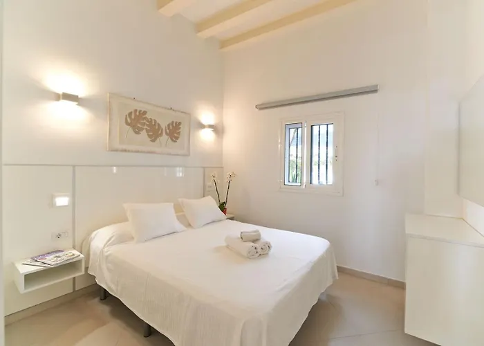 Puerta Del Sol La Caleta أذيخي